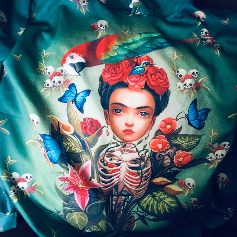 Sweatshirt
